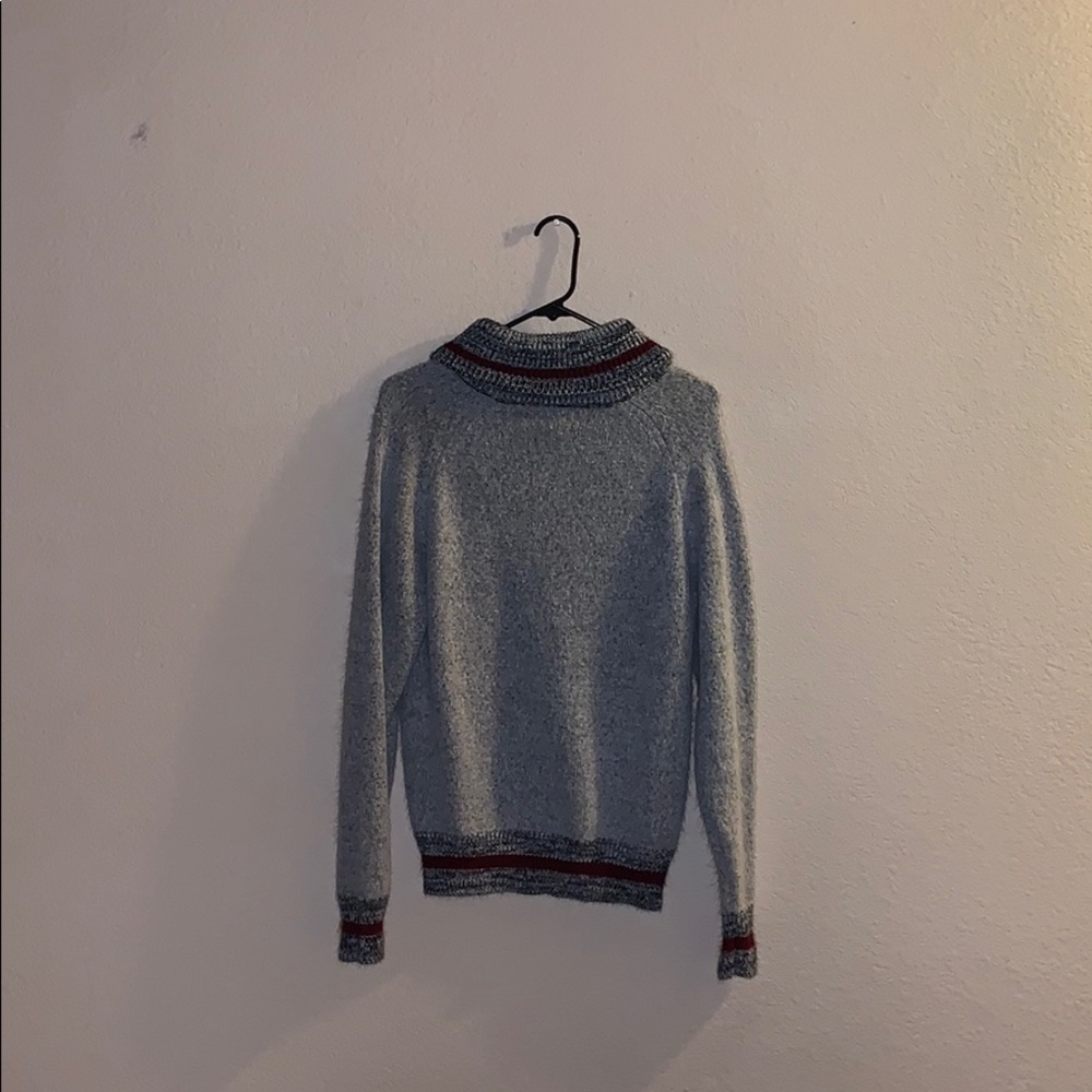 sweater - Picture 2 of 2